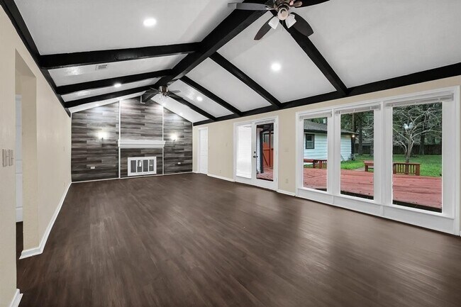 Foto del edificio - 2607 Creekhickory Rd