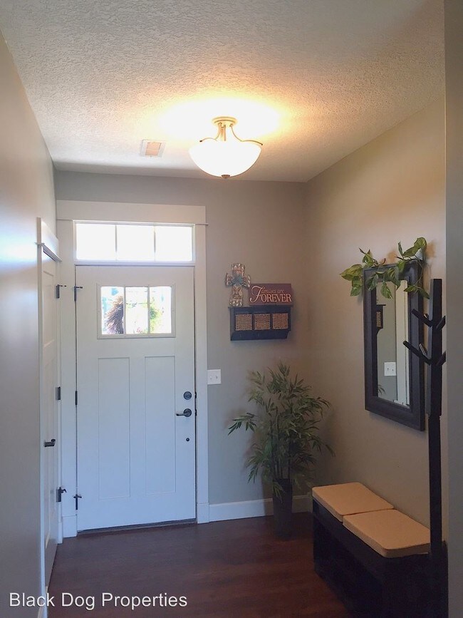 Building Photo - 3 br, 2 bath House - 4524 Lamonte Dr.
