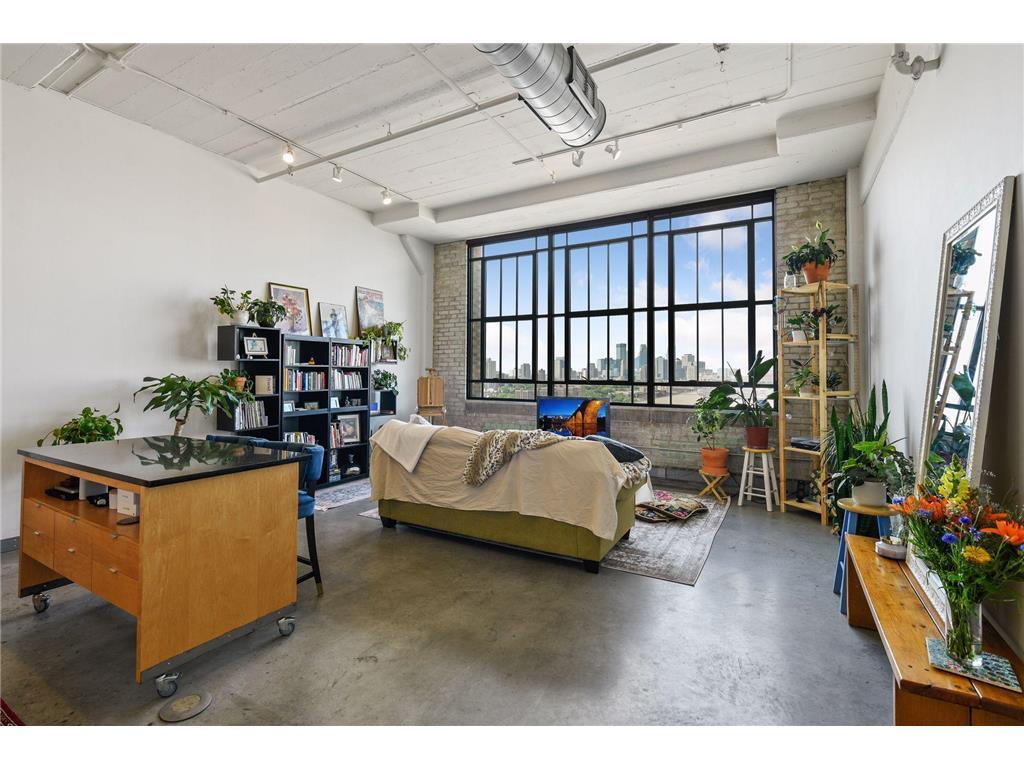 Foto principal - 2929 Chicago Ave