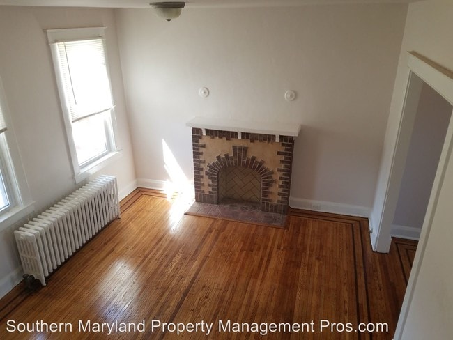 Building Photo - 3 br, 1.5 bath House - 3934 Dolfield Avenue