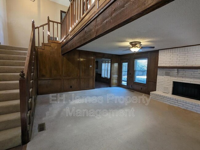 Foto del edificio - 2630 W Washington Pl