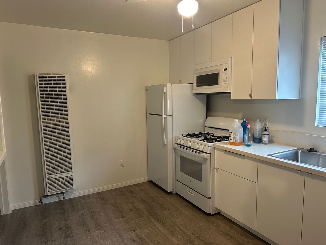 Foto principal - 371 Oak Ave