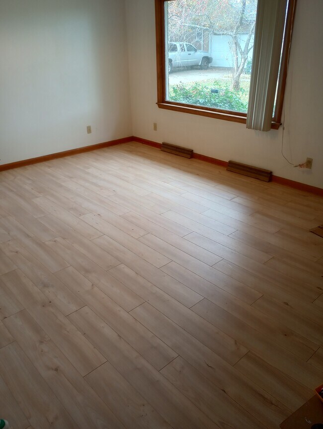 Sala de estar - 1107 W Maple Ave S