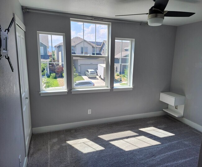 Foto del edificio - 2778 Tallgrass Ln