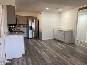 Building Photo - 3842 W Country Gables Dr