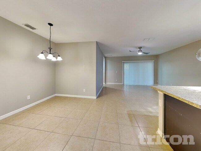 Foto del edificio - 727 Benjamin Trail