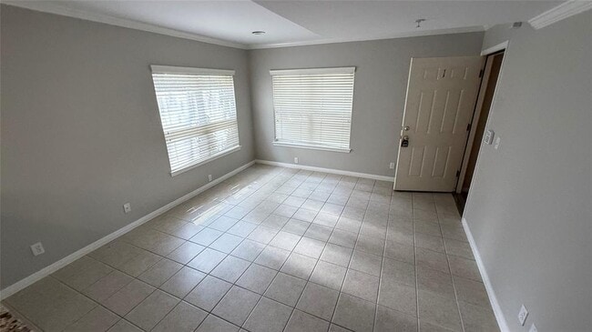 Building Photo - 3009 Speedway