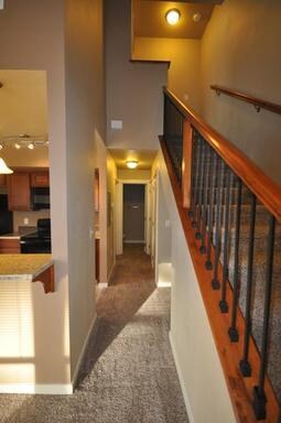 Building Photo - 8743 W Hackamore Dr