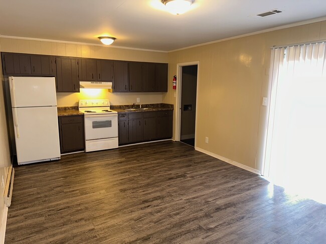 Kitchen - 4146 Ayers Rd