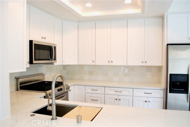 Foto del edificio - 11 Whippoorwill Ln