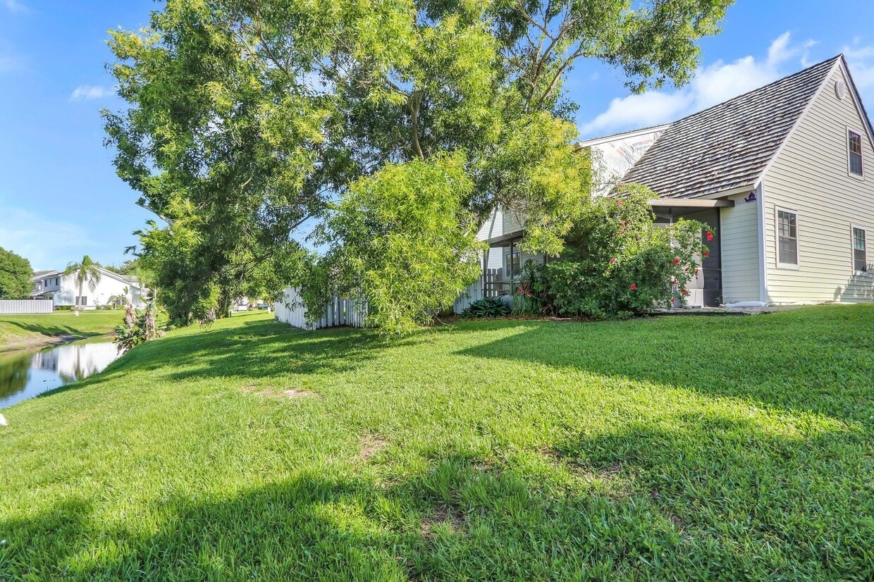 Foto del edificio - 2820 Black Pine Ct