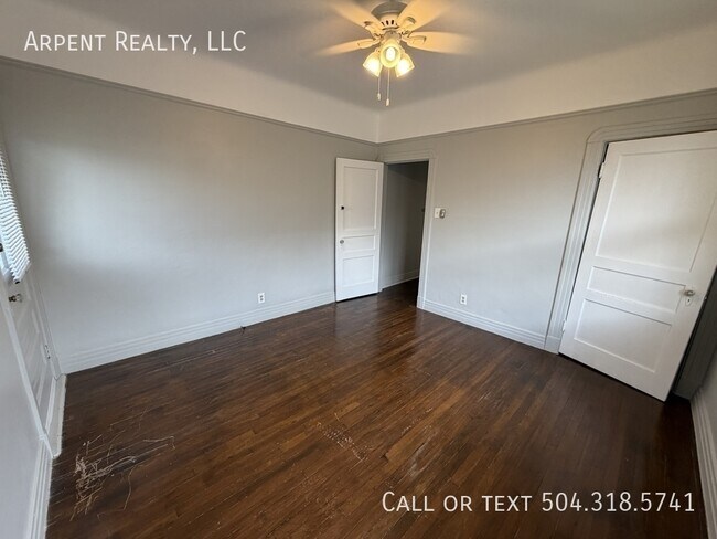 Building Photo - 946 Mehle St