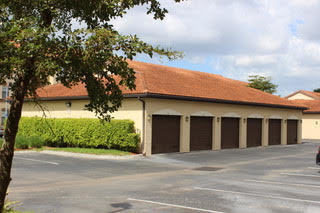 Foto del edificio - ANNUAL RENTAL - POSITANO PLACE- 2 BED/2 BA...