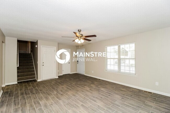 Building Photo - 3 Bedroom Pet-Friendly Home in Dallas, GA with Main Street Renewal