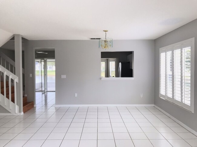 Building Photo - Beautiful Home in Waterford Lakes!