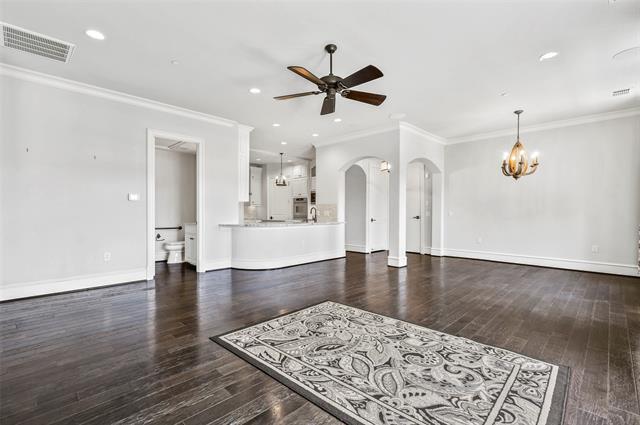 Foto del edificio - 6601 Mediterranean Dr