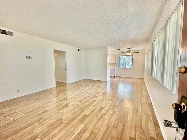 Building Photo - 4325 Dixie Canyon Ave