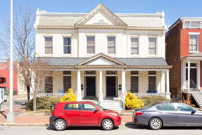 Foto del edificio - 411 N Adams St