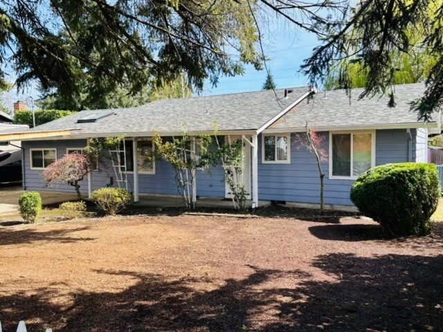 Building Photo - Huge Yard in Beaverton!