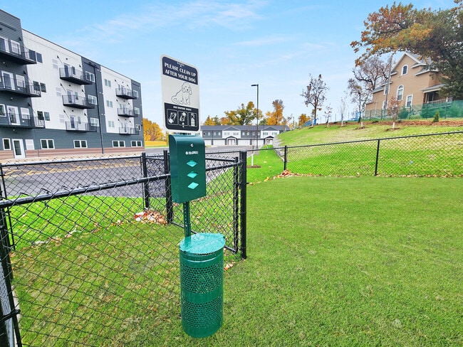 Parque para perros - Boulevard Apartments & Townhomes
