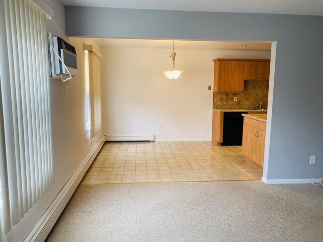Foto del edificio - 126 RIVERVIEW Ct