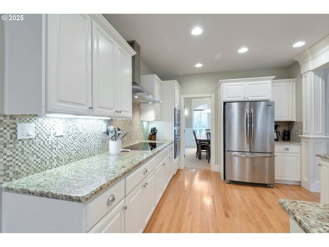 Foto del edificio - Gorgeous Executive Style Home in Southwest...