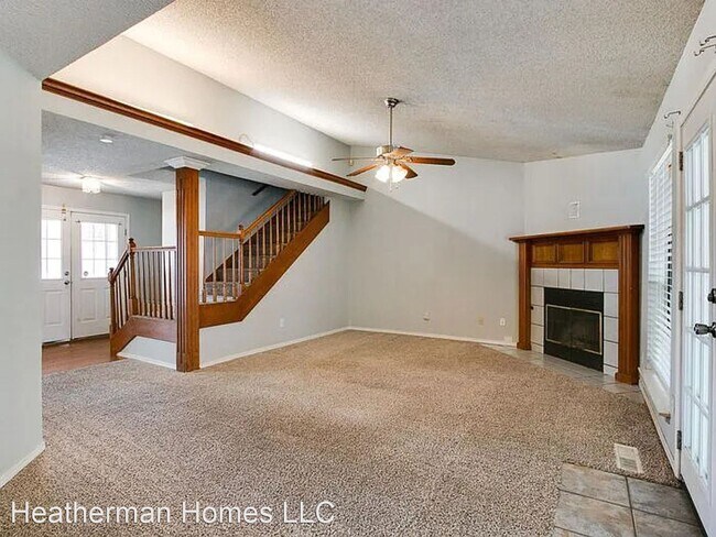 Building Photo - 4 br, 2.5 bath House - 3305 Fireside Circle