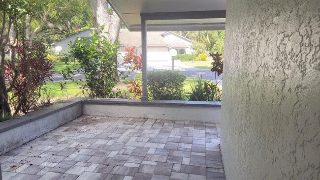 Building Photo - 4765 Oak Forest Dr W