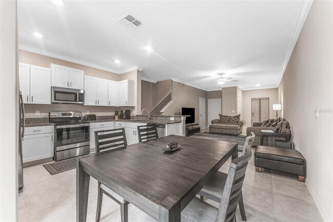 Building Photo - 23220 Willow Glen Way