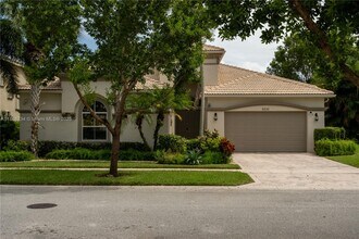 Building Photo - 9350 Via Classico W