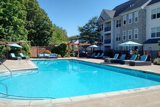 Building Photo - Spark Bloomfield