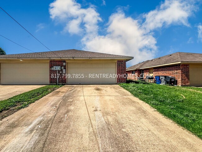 Foto del edificio - 858 Potomac Dr