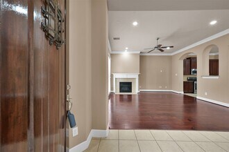 Building Photo - 14546 San Pietro Dr