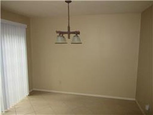 Building Photo - 3402 Wildwood Ridge Ct