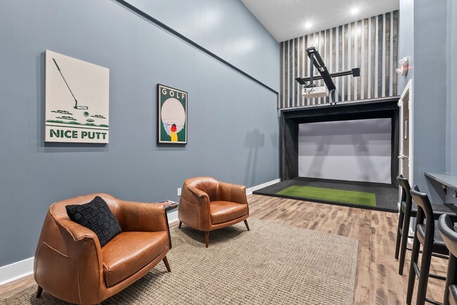 Sports/Golf Simulator Room - The Ave