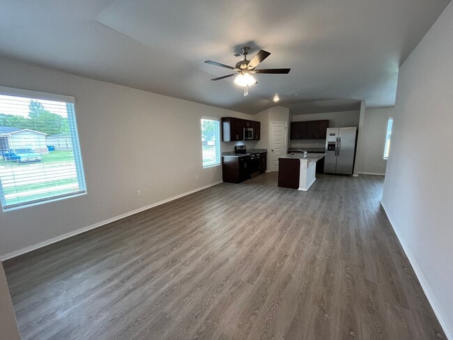 Foto del edificio - PRELEASING NOW!  NEW Three Bedroom | Two Bathroom Duplex in Bentonville