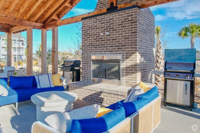 Chimenea al aire libre - Overlook at Cane Bay