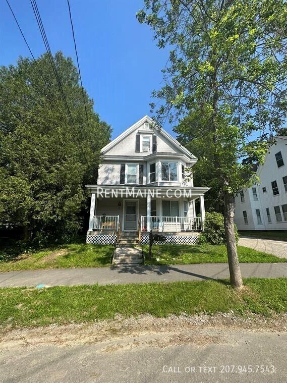 Building Photo - 32 Cottage St