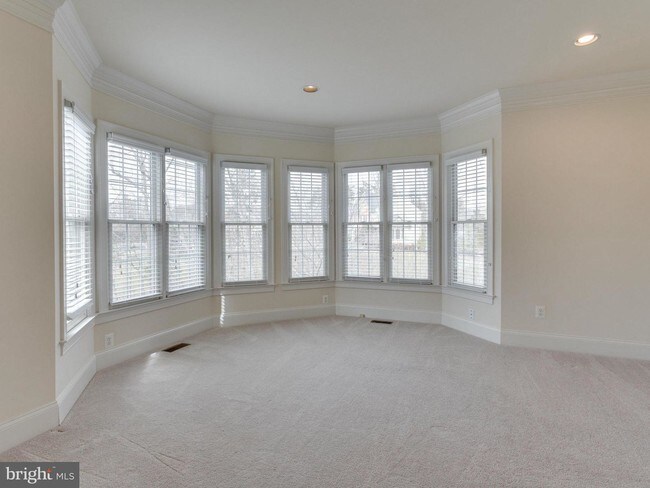 Building Photo - 5560 Shawbrook Ct