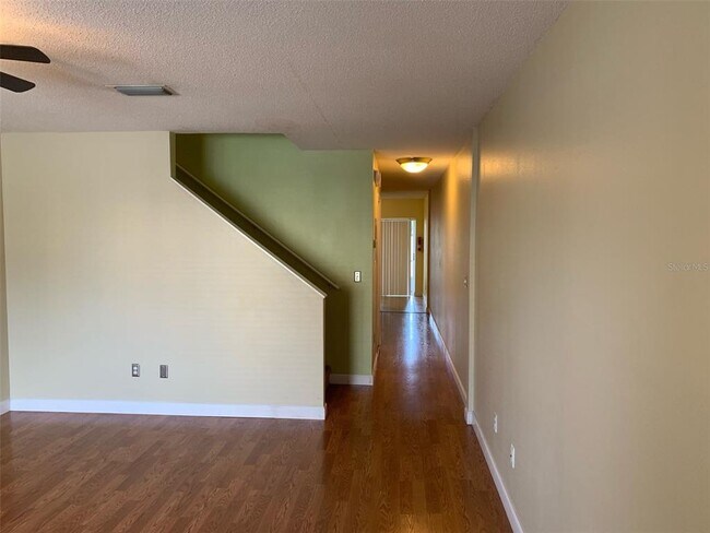 Foto del edificio - 2115 Fluorshire Dr