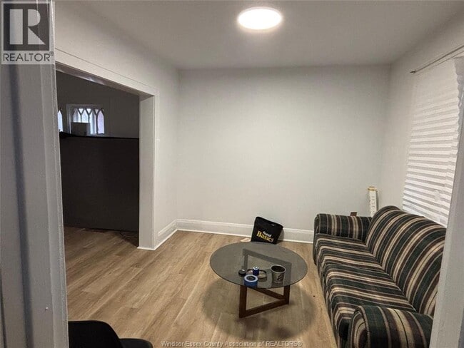 Building Photo - 442 Erie St W