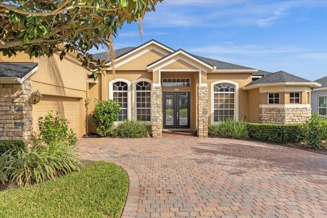 Photo - 2625 Tweed Run House