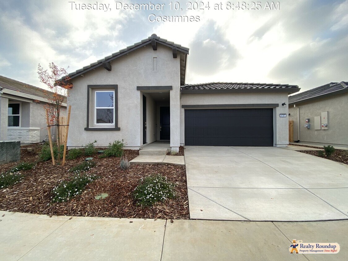 Primary Photo - Brand New One Story Home, Includes In-Law ...
