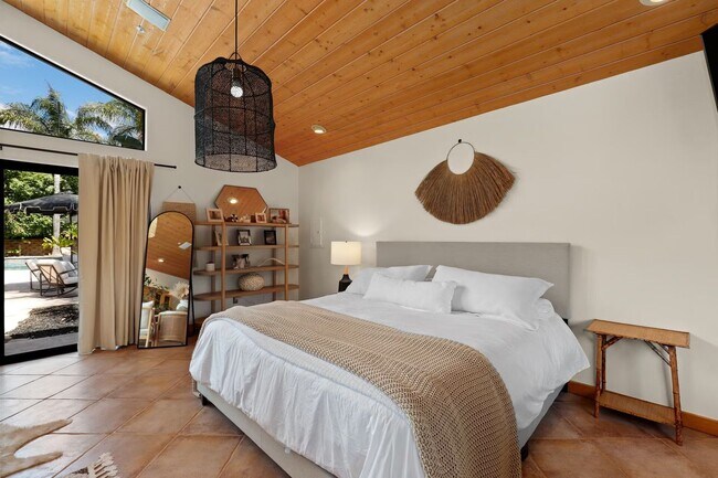 Building Photo - Beautiful, Detached Room for Rent - Mount ...