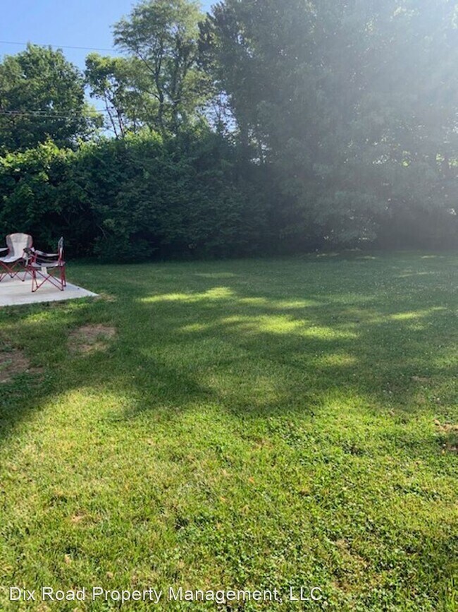 Foto del edificio - 4 br, 2.5 bath House - 121 Whisman Drive,