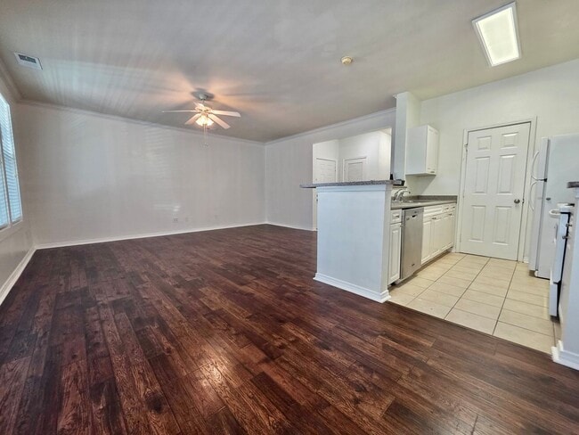 Foto del edificio - Two bedroom in the heart of Daniel Island ...