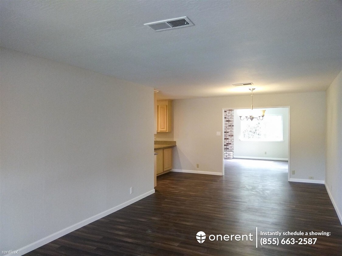 Primary Photo - 3 br, 1.5 bath House - 4590 Westmont Ave -