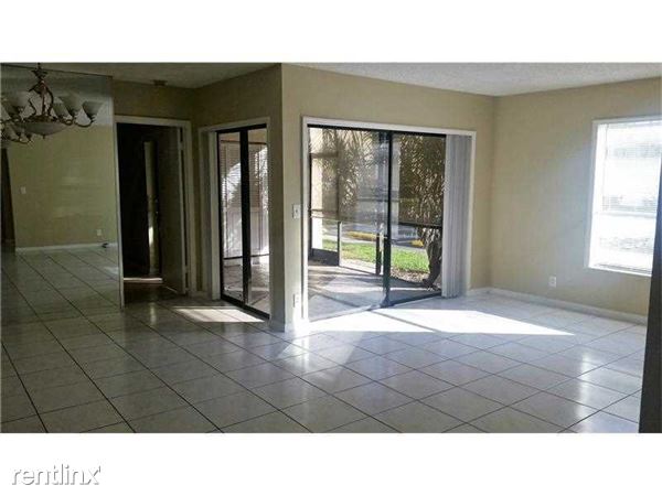 Primary Photo - 3861 Cocoplum Cir