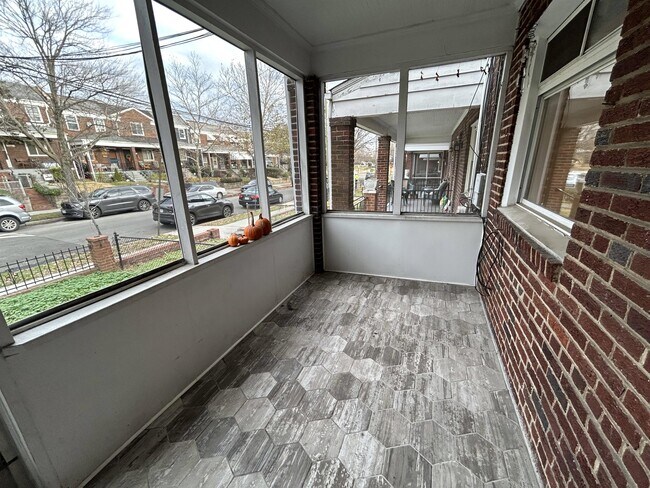 Building Photo - 2224 13th St NE