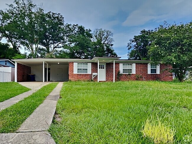 Building Photo - 2333 Maple Leaf Dr E